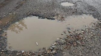 Fatalny stan drogi w Oprzężowie