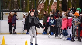 Pączki na lodowisku