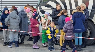 Dzieci z Ukrainy na postoju w Piotrkowie (zdjęcia)