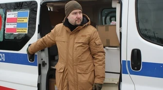 Karetki z Piotrkowa pojechały na Ukrainę [ZDJĘCIA]