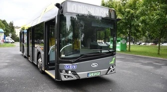 Umowa na &#8222;elektryki&#8221; podpisana. Będą kolejne?