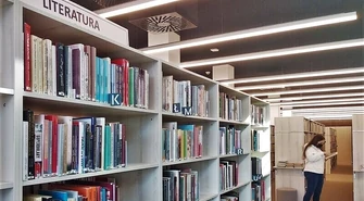 Mróz i erotyki królują w Piotrkowie