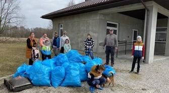 "Baziowe Kotki" posprzątały w Kotkowie