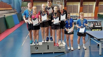 Worek medali dla sportowców z Moszczenicy