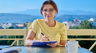 VDOMA - Poczuj się jak w domu! Program wspierający uchodźców z Ukrainy