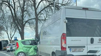 Kraksa na krajowej 12-tce. Jedna osoba ucierpiała