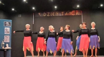 Dzień tańca w OEA MOK