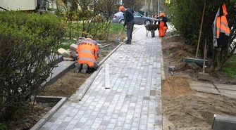 Trwa remont drogi przy PUP