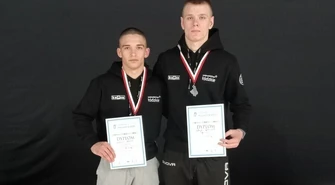 Zapaśnicy AKS-u z medalami