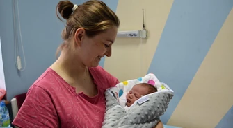 Odwiedziliśmy świeżo upieczone mamy w PCMD