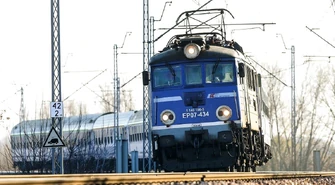 &#1047;&#1072; &#1087;&#1088;&#1086;&#1111;&#1079;&#1076; &#1091; &#1087;&#1086;&#1090;&#1103;&#1075;&#1091; &#1087;&#1086;&#1090;&#1088;&#1110;&#1073;&#1085;&#1086; &#1087;&#1083;&#1072;&#1090;&#1080;&#1090;&#1080;