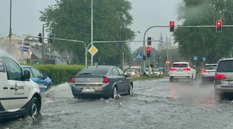 Rwące potoki w mieście
