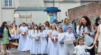 &#1050;&#1086;&#1085;&#1094;&#1077;&#1088;&#1090; &#1089;&#1083;&#1072;&#1074;&#1080; &#1110; &#1084;&#1080;&#1088;&#1091;