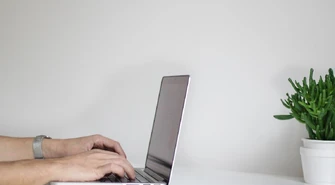 Jak kreuje się dzisiejszy świat e-commerce kobiet i mężczyzn?