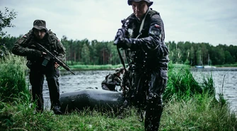 Terytorialsi szkolą się nad zalewem Sulejowskim 