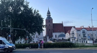 Potrącenie rowerzysty na pasach (ZDJĘCIA)