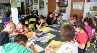 Artystyczna zabawa w wakacje