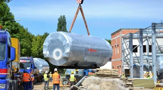 Olbrzymia "przesyłka" dotarła do Piotrkowa