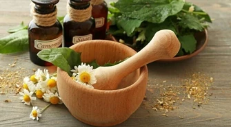 Zioła na ból głowy &#8211; zobacz jak wybrać te najlepsze herbaty ziołowe