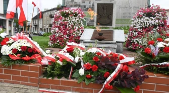 Upamiętniono bohaterów "Cudu nad Wisłą" (ZDJĘCIA)