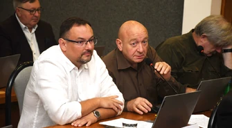 Chcą likwidacji ulgi dla radnych