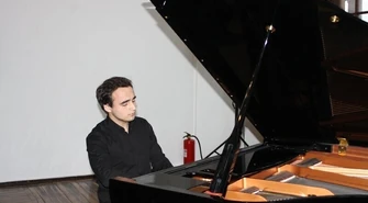 Wybitny pianista zagra w piotrkowskim Muzeum