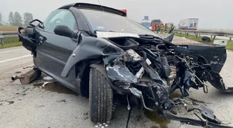 Znów wypadek na S8. Jedna osoba ranna [ZDJĘCIA]