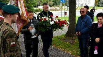 To był nóż wbity w plecy. 83 lata temu ZSRR zaatakował Polskę