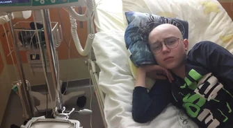 Guz się powiększył! Bez pilnej operacji i terapii w Barcelonie Patryk nie ma żadnych szans