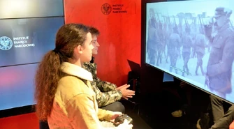 Poznali realia wojny polsko-bolszewickiej w tirze z "Grą Szyfrów"