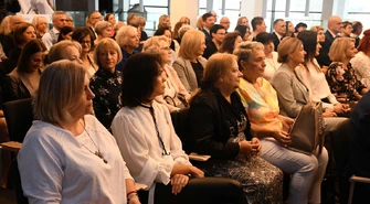 Nagrody dla piotrkowskich nauczycieli [ZDJĘCIA]