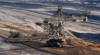 Węgiel brunatny będzie sprzedawany na jeszcze większą skalę. Czy warto nim palić?