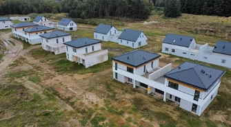 Pułapka &#8222;szklanych domów&#8221;? Kłopoty z Osiedlem Życzliwa w Piotrkowie