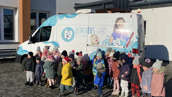 Dentobus zawitał do gminy Wolbórz
