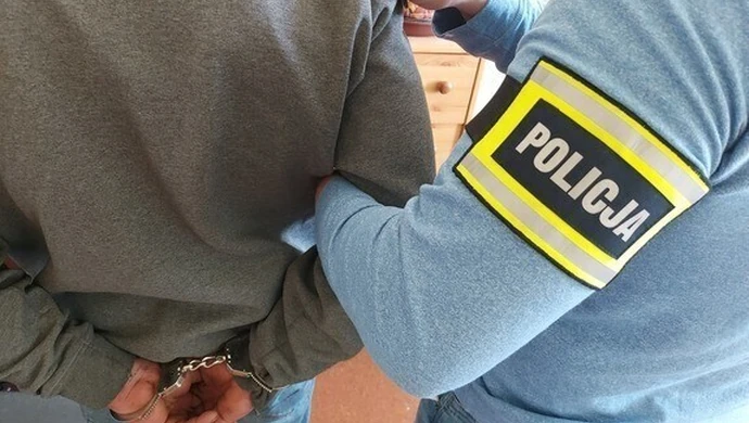 Ponad 7 tys. kradzieży mniej niż rok wcześniej