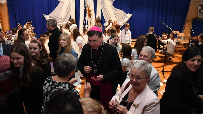 Opłatek piotrkowskiej oświaty [ZDJĘCIA]