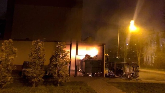 Pożar śmietnika na Paderewskiego