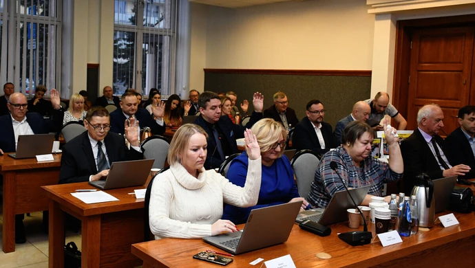 Będzie nadzwyczajna sesja w sprawie cen ciepła