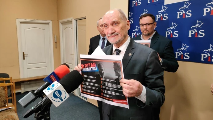 10 pytań do Donalda Tuska. Ogólnopolska akcja PiS także w Piotrkowie