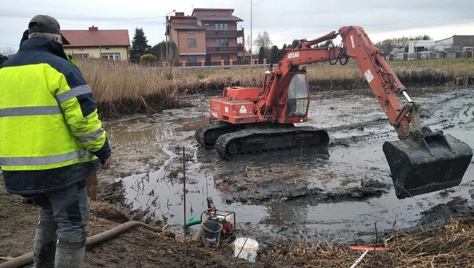 Rozpoczęła się rewitalizacja zbiornika w Bogdanowie