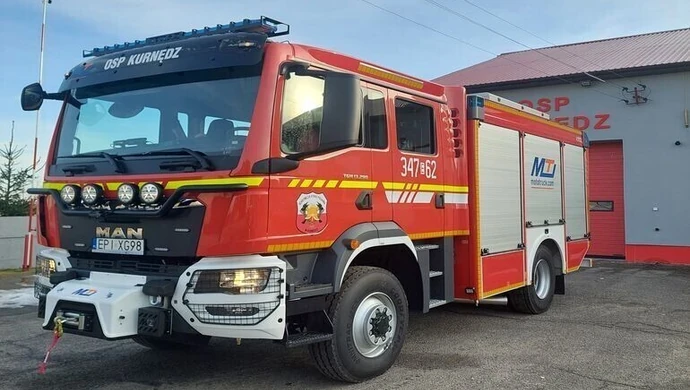 Strażacy z Kurnędza mają nowy wóz