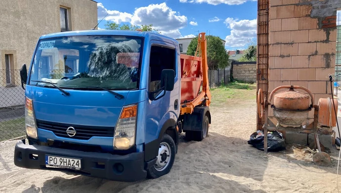 Jak zadbać o porządek wokół budowy domu?