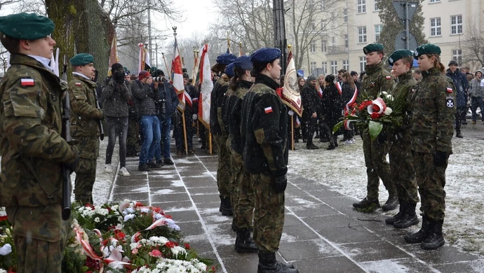 Święto "Wyklętych" w zimowej aurze [ZDJĘCIA]