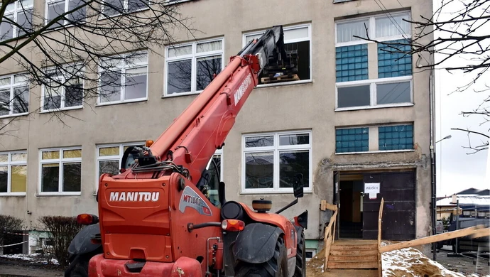 Egzamin ósmych klas już w budynku SP12 (ZDJĘCIA)