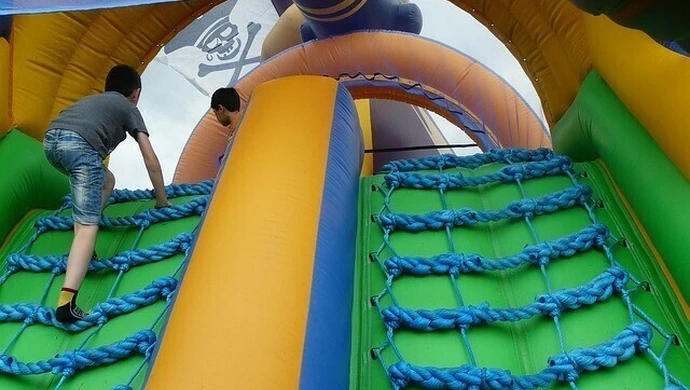 Zamki dmuchane - gwarancja dobrej zabawy!