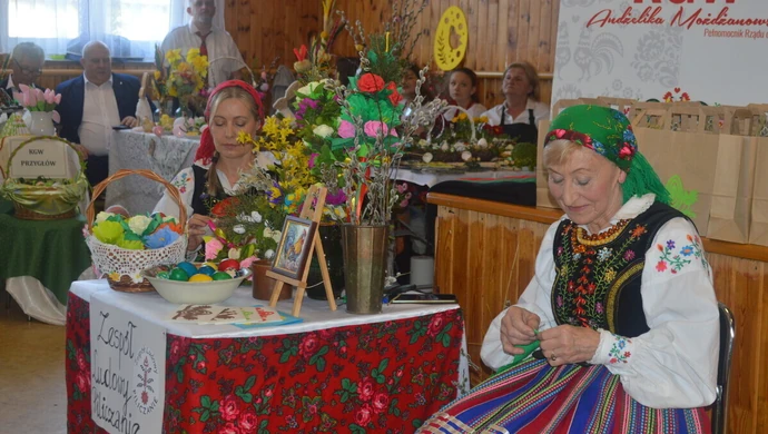 Przegląd stołów wielkanocnych w Krzewinach