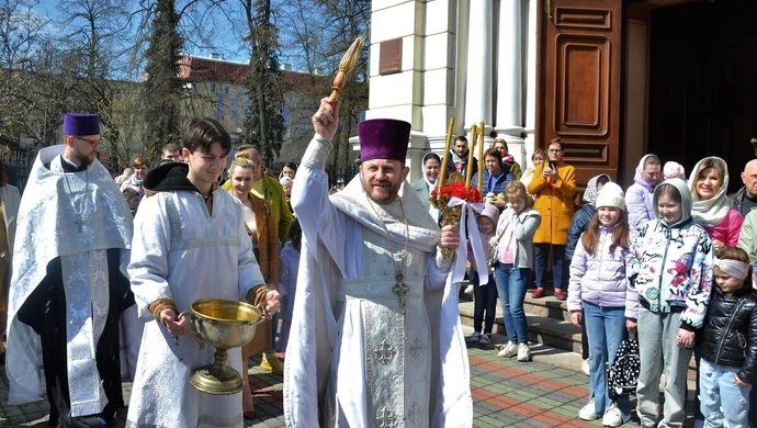 Wierni prawosławni świętują Wielkanoc [ZDJĘCIA]