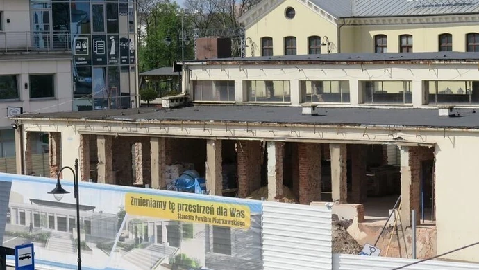 Dawny dworzec zyskuje nowy blask