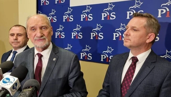 Kto będzie patronem Akademii Piotrkowskiej?