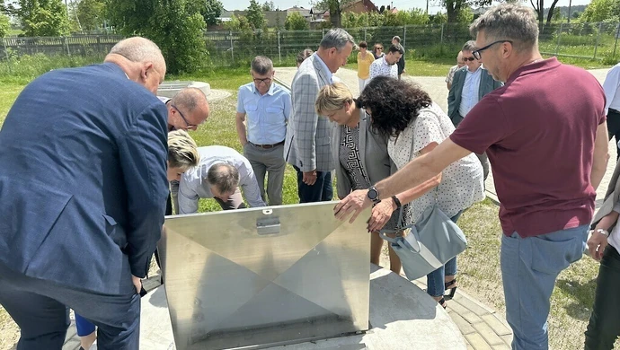 Obejrzeli wodne inwestycje i wizytowali drogi